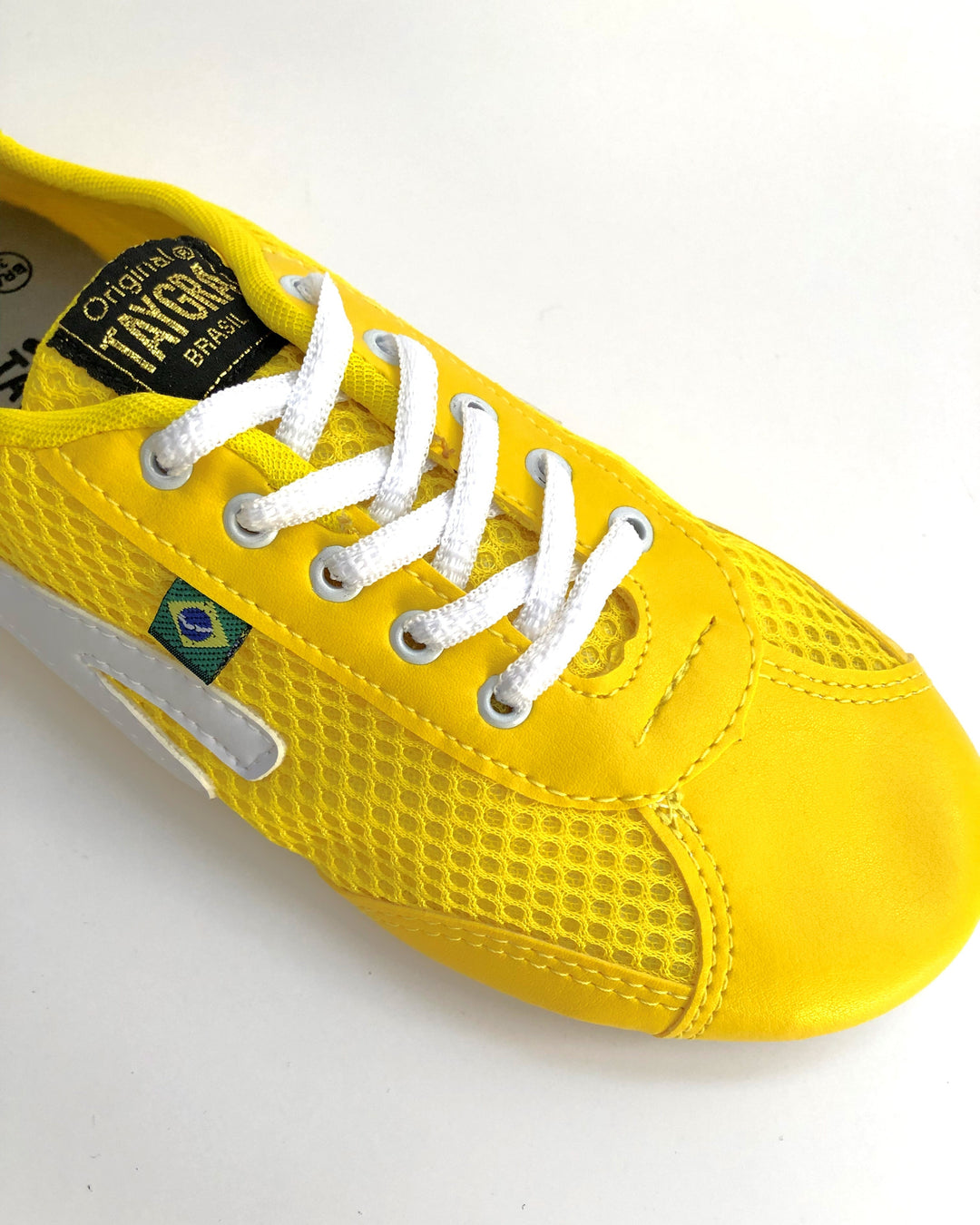 Classic Yellow (Limited Edition)